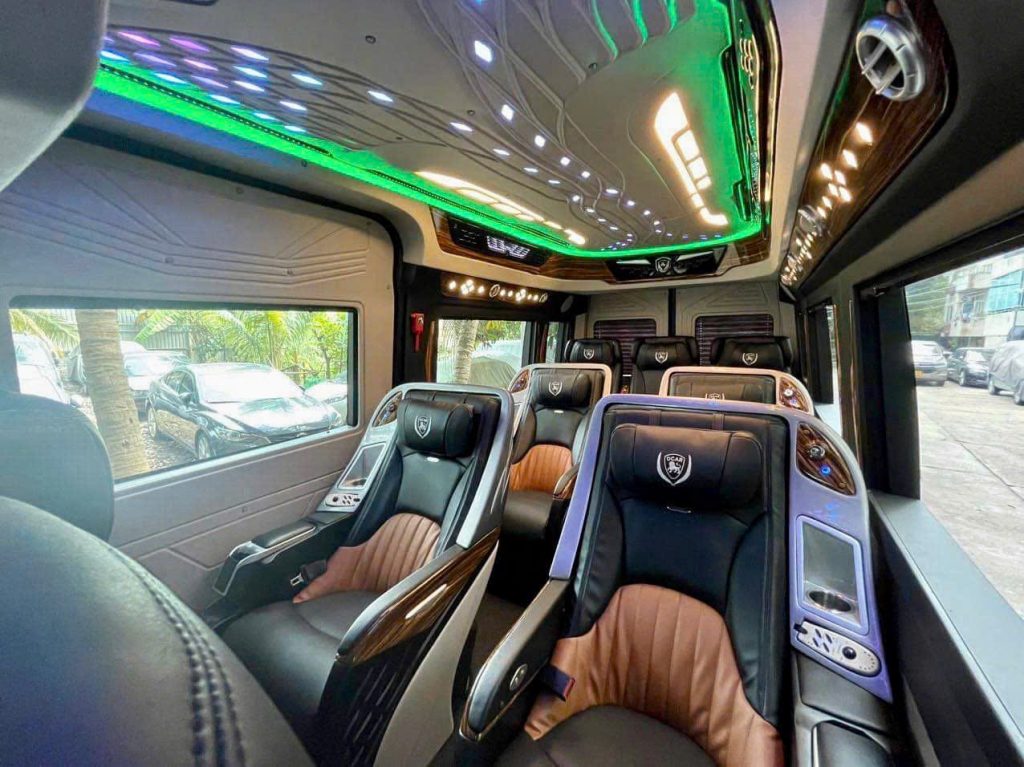 Thuê Xe Limousine 9 Chỗ Tại TPHCM Đi Đồng Nai