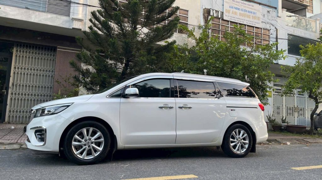 Thuê Xe Carnival Sedona Từ TPHCM Đi Buôn Mê Thuột