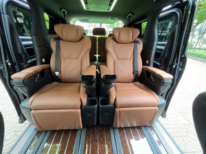 Thuê Xe Toyota Alphard Đưa Đón Sân Bay Tân Sơn Nhất
